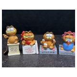 4 VINTAGE ENESCO CERAMIC GARFIELD FIGURES,