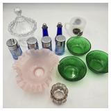 Vintage Glassware / Salt & Pepper Shakers Lot