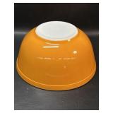 Vintage Pyrex 403 , 2.5 Qt. Orange Mixing Bowl