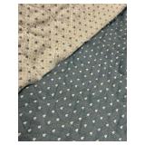 Reversible Pre-Quilted Fabric 44ï¿½ï¿½ x 44ï¿½ï¿½