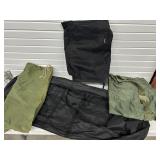 TRAVEL WELL NYLON TOTE BAG W/ COLLAPSABLE WHEELS,