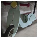 Janod Mint Scooter / Balance Bike