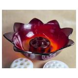 Uv Reactive Amberina Lotus Bowl W/ Flower Frog