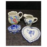 BLUE & WHITE CERAMIC JEWELRY/TRINKET BOX & HEART