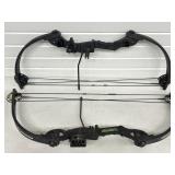 PAIR OF BARNETT YOUTH COMPOUND BOWS. TOMCAT &
