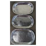3 Pc Hammered Metal Scalloped Edge Serving Trays