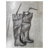 Hip Waders Size 4 NOS