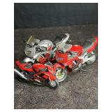3 DIE-CAST REPLICAS OF HONDA 600 F4s