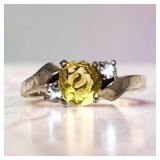 10k Yellow Gold Ring w/ Topaz Yellow Style Stone