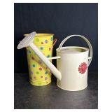 METAL WATERING CAN & BUCKET