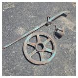 Old Iron Scale w/ Weights & Wheel
