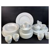 Mikasa Classic Flair Dinnerware 7 Dinner Plates/