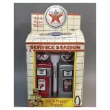 Vintage Enesco Texaco Fire Chief Sky S&P Shakers