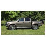 2012 Toyota Tacoma Sport V6 Auto 4x4 Clean