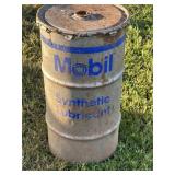 16 GALLON METAL DRUM MOBILE OIL CAN