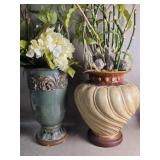 Vintage-style Decorative Urn Vases