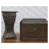 Decorator Chest & Stand
