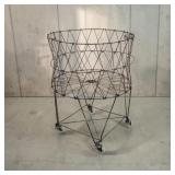 Vintage Allied Prod. ? Mid Century Collapsible