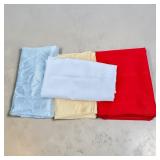 4 Tablecloths Ice Blue is 72ï¿½ï¿½ Wide x 116ï¿½ï¿½