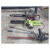 Running 18" Poulan Chain Saw w/ Electric ++