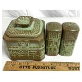 Frankoma pottery 24G&Salt and pepper shakers