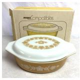 Pyrex 2 1/2 quart casserole dish