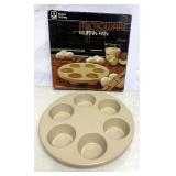 Anchor hocking microwave muffin pan