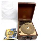 Traveler model 7054 record player/records