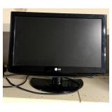 18" LG TV Needs a universal remote