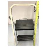 Skinny mini step ladder
