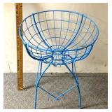 Primitive metal display