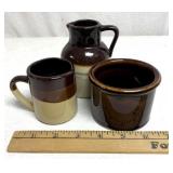 Miniature stoneware/pottery pieces