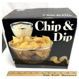 Chip and dip server