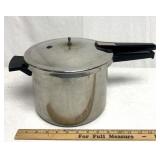 Presto pressure cooker