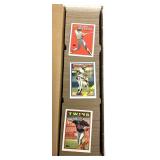 Box of 1988 Topps Baseball Cards