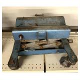 Floor jack no handle