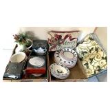 Christmas dishes/decor