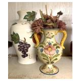 Vases/pottery