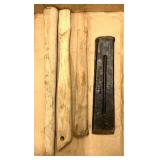 Hammer handles/metal wedge