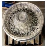 6 Retro spoked hubcaps