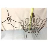Primitive metal deer decor