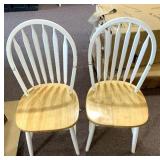 2 Chairs may need touchup