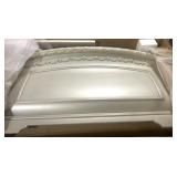 Queen sleigh footboard