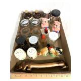 Vty salt pepper shakers