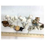 Kitten and mouse figurines