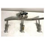 Light fixture