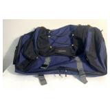 Travel bag on wheels