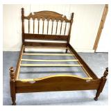 Queen size bed frame/headboard/footboard