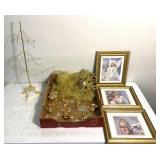 Themed holiday decor w/ hanging tree & ornaments
