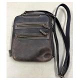Gun totes n mamaï¿½s handbag/handgun carrier